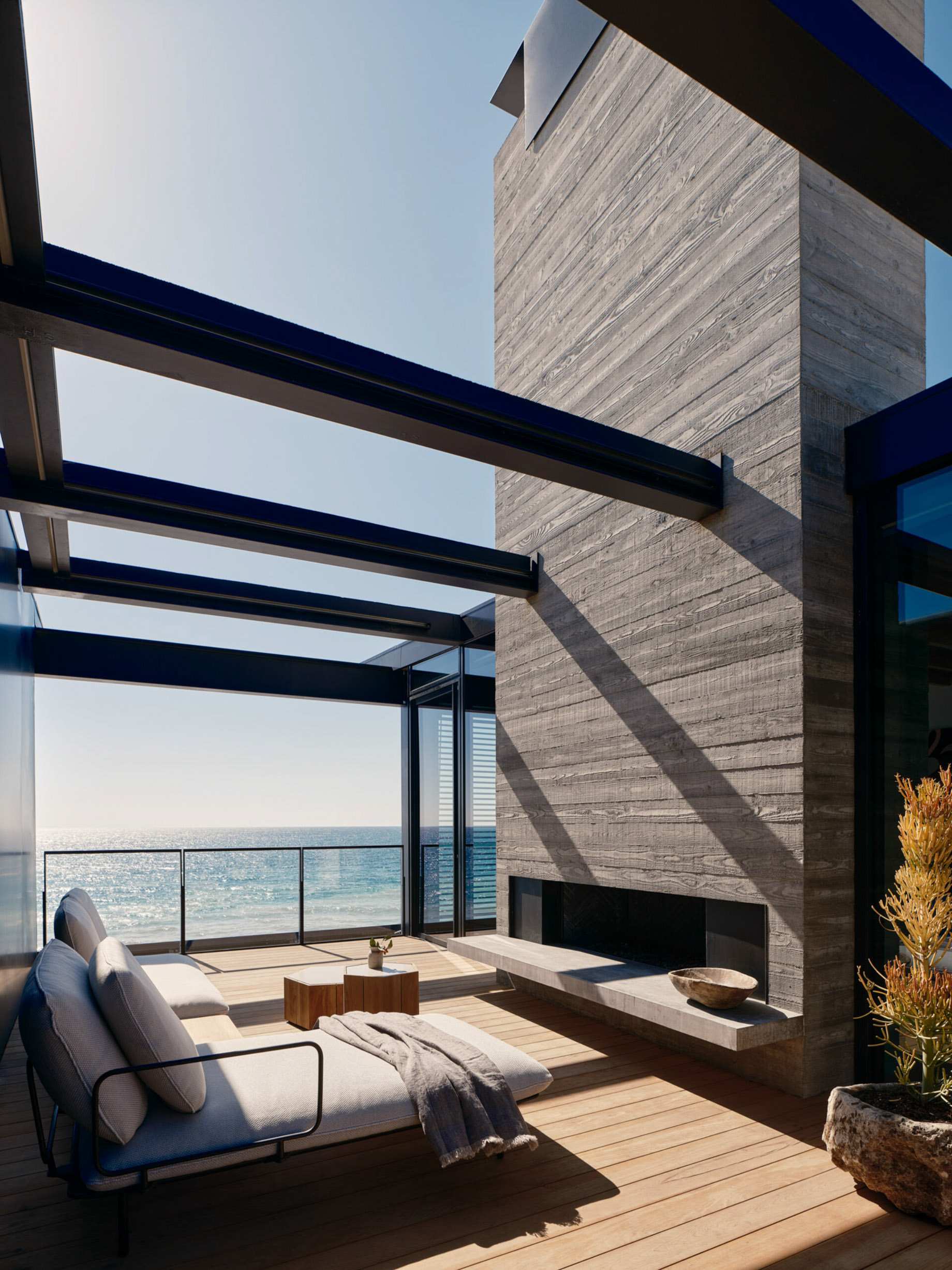Carbon Beach House – 22008 Pacific Coast Highway, Malibu, CA, USA – 17