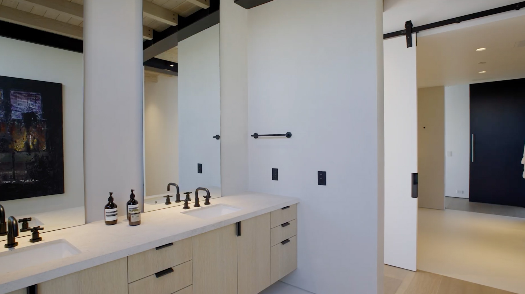 Carbon Beach House – 22008 Pacific Coast Highway, Malibu, CA, USA – 53