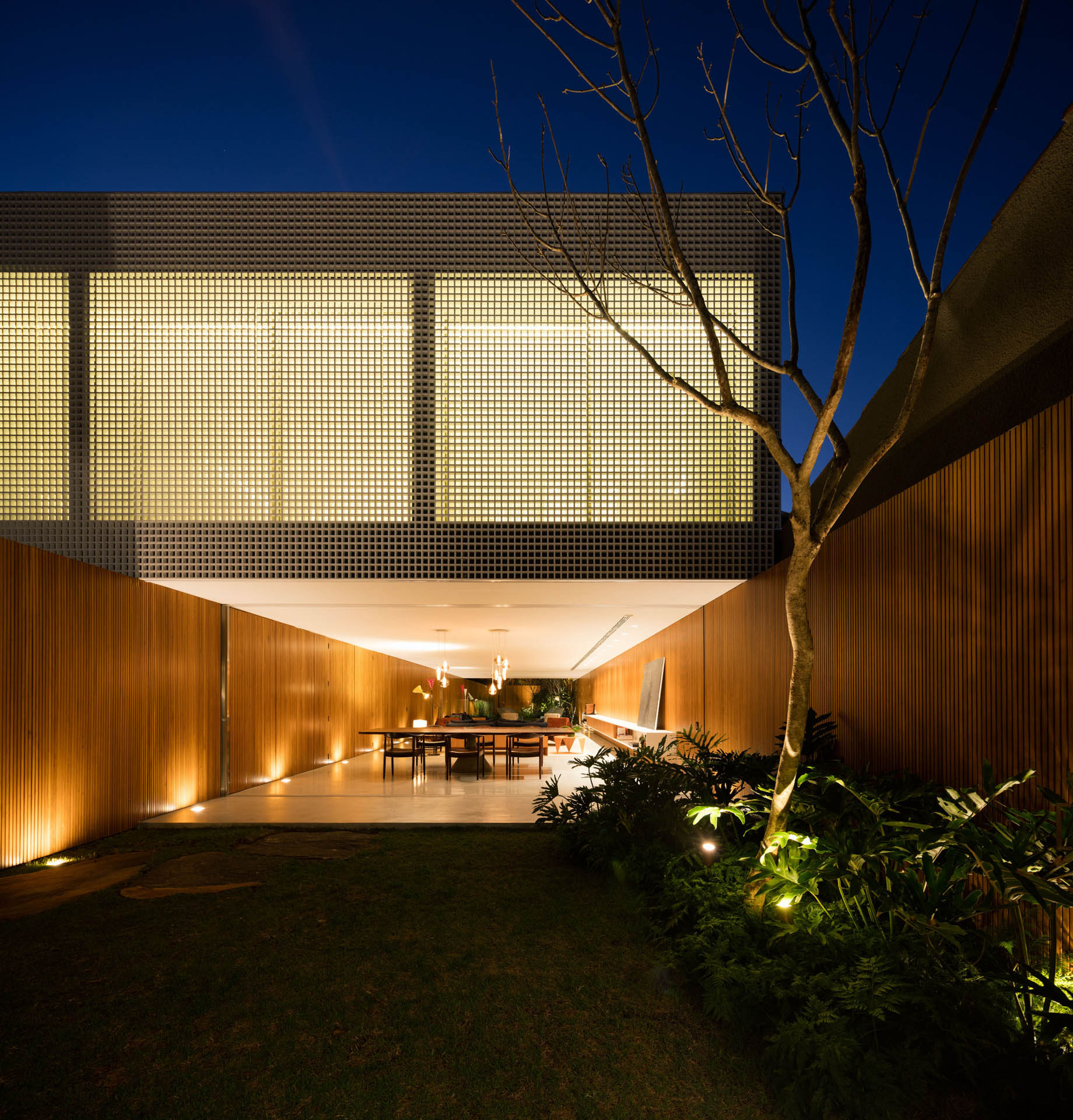 Casa C+C House – Sao Paulo, Brazil – 55