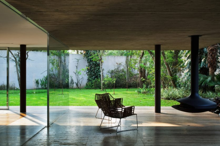 Casa Toblerone House - Sao Paulo, Brazil - 11