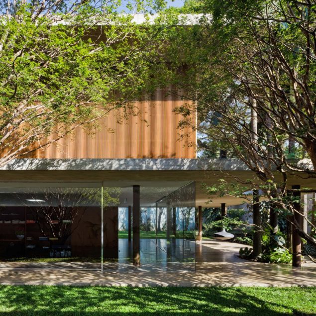 Casa Toblerone House - Sao Paulo, Brazil - 17