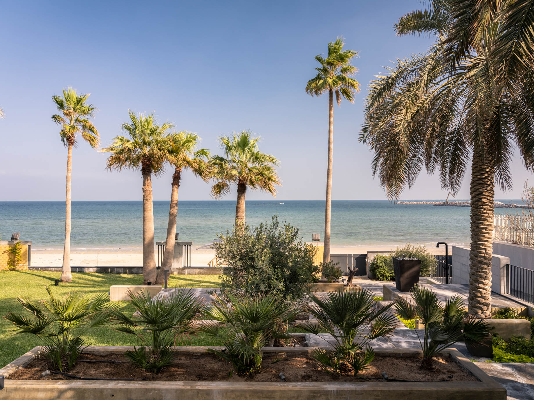 Concscape Beach House – Fnaitees, Kuwait – 31
