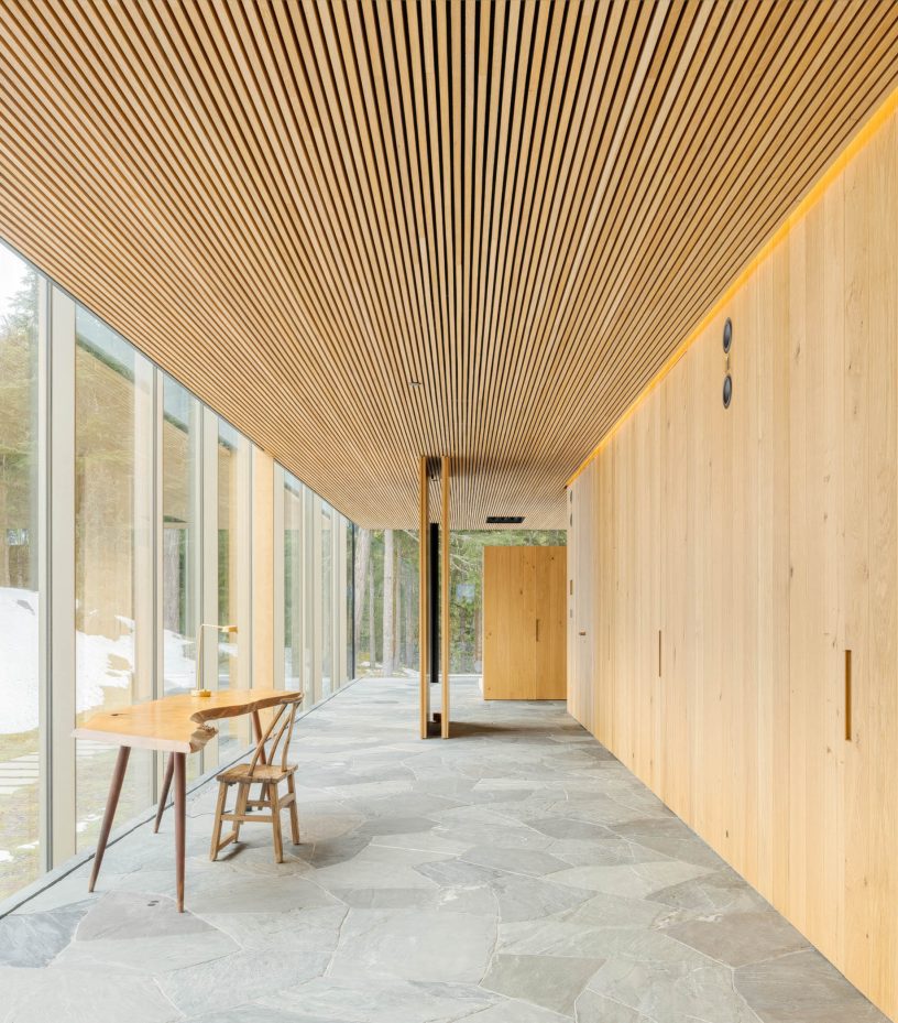 Flag House Glass Box Residence - Sunridge Dr, Whistler, BC, Canada - 13