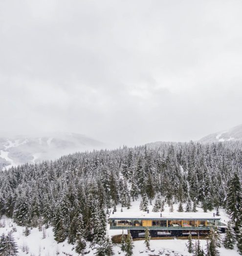 Flag House Glass Box Residence - Sunridge Dr, Whistler, BC, Canada - 34