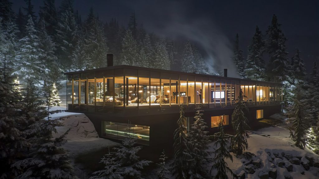 Flag House Glass Box Residence - Sunridge Dr, Whistler, BC, Canada - 53