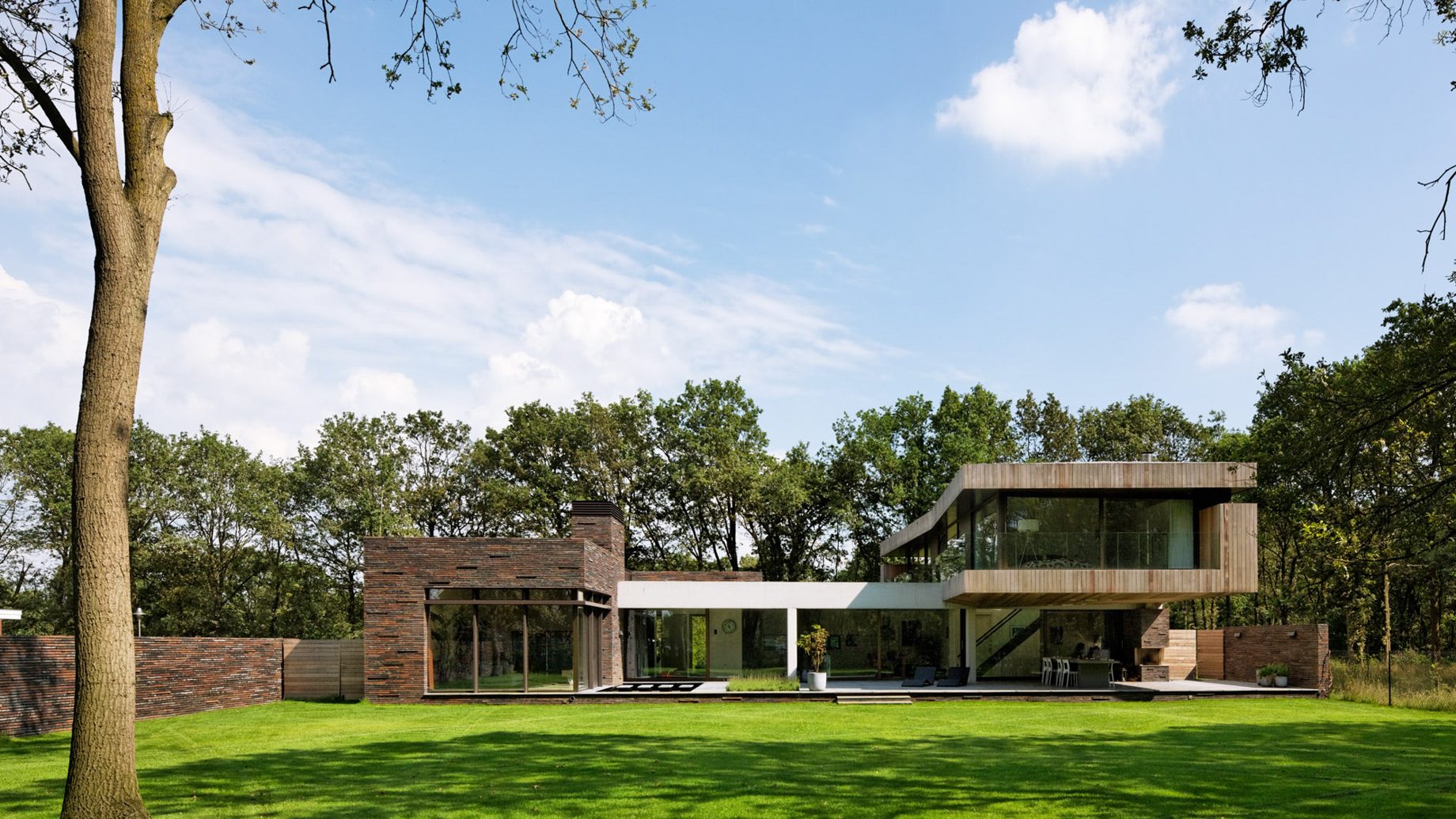 House at the Edge of a Forest – Heesch, Netherlands 🇳🇱