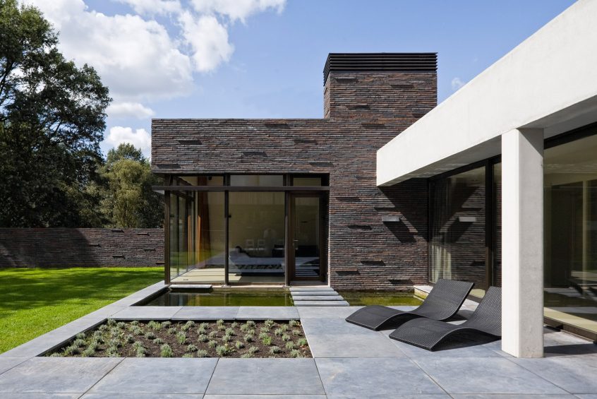 House at the Edge of a Forest - Heesch, Netherlands - 3