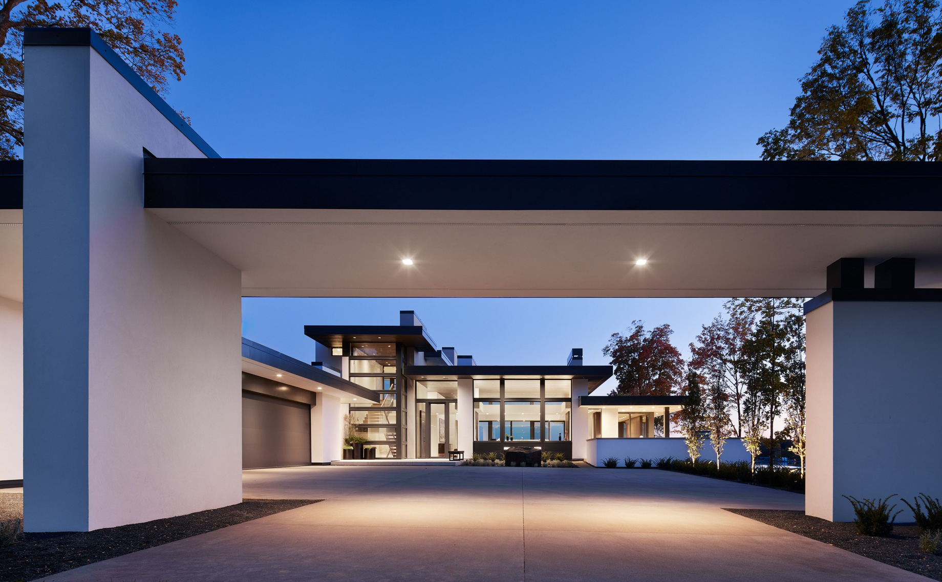 Lafayette Bay Lake Minnetonka Home – Wayzata, MN, USA – 14