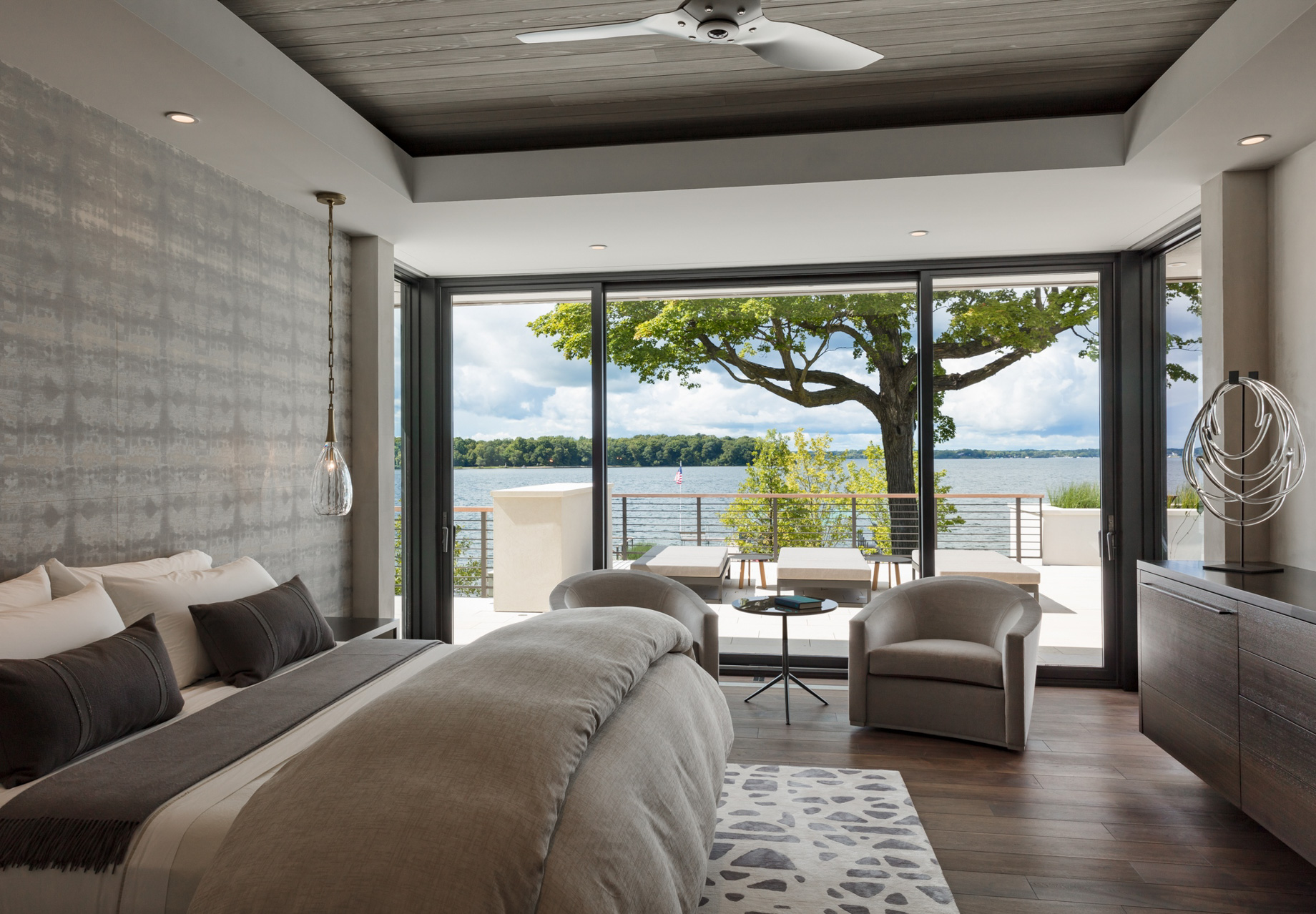 Lake Minnetonka Modern Residence – Deephaven, MN, USA – 15