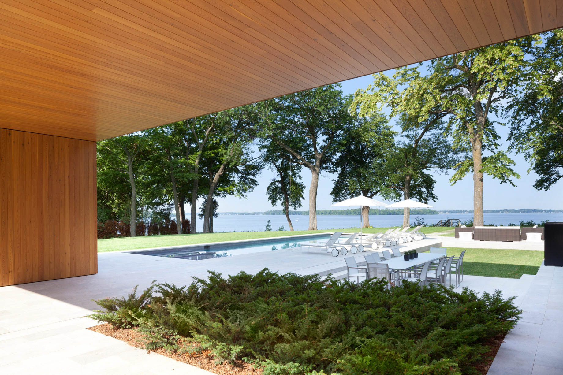 Lake Minnetonka Retreat Home – Deephaven, MN USA – 10