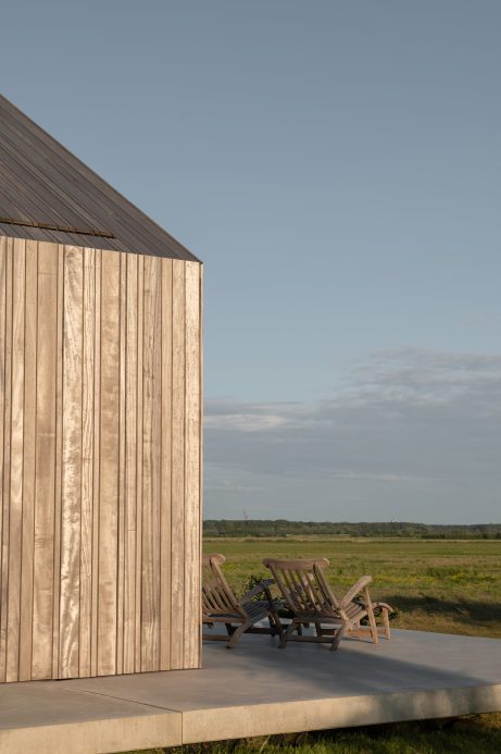 Meadow Modern Dike House - Maasland, Netherlands - 12
