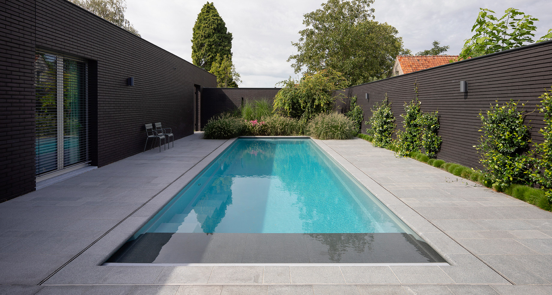 Outside In House Interior Courtyard Villa – Netherlands – 10
