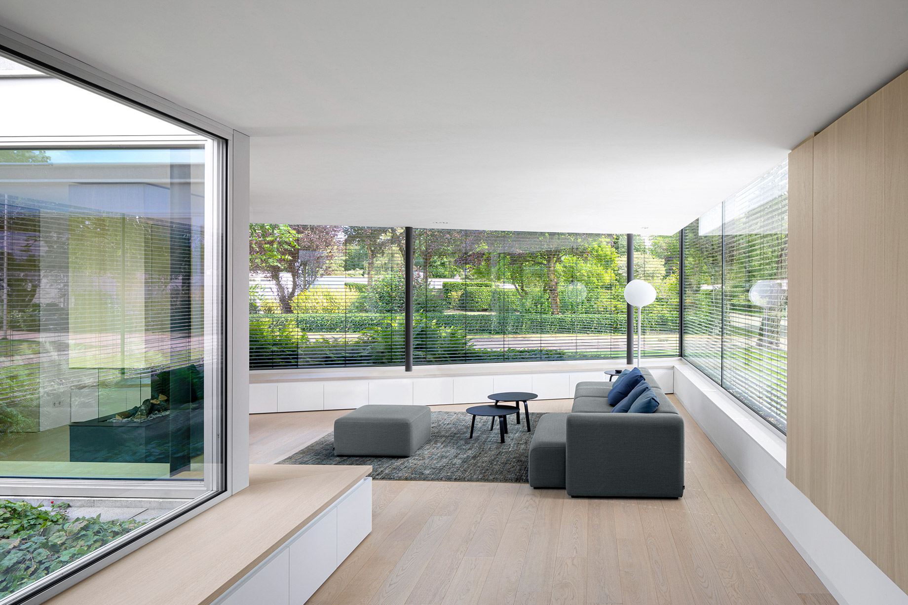 Outside In House Interior Courtyard Villa – Netherlands – 23