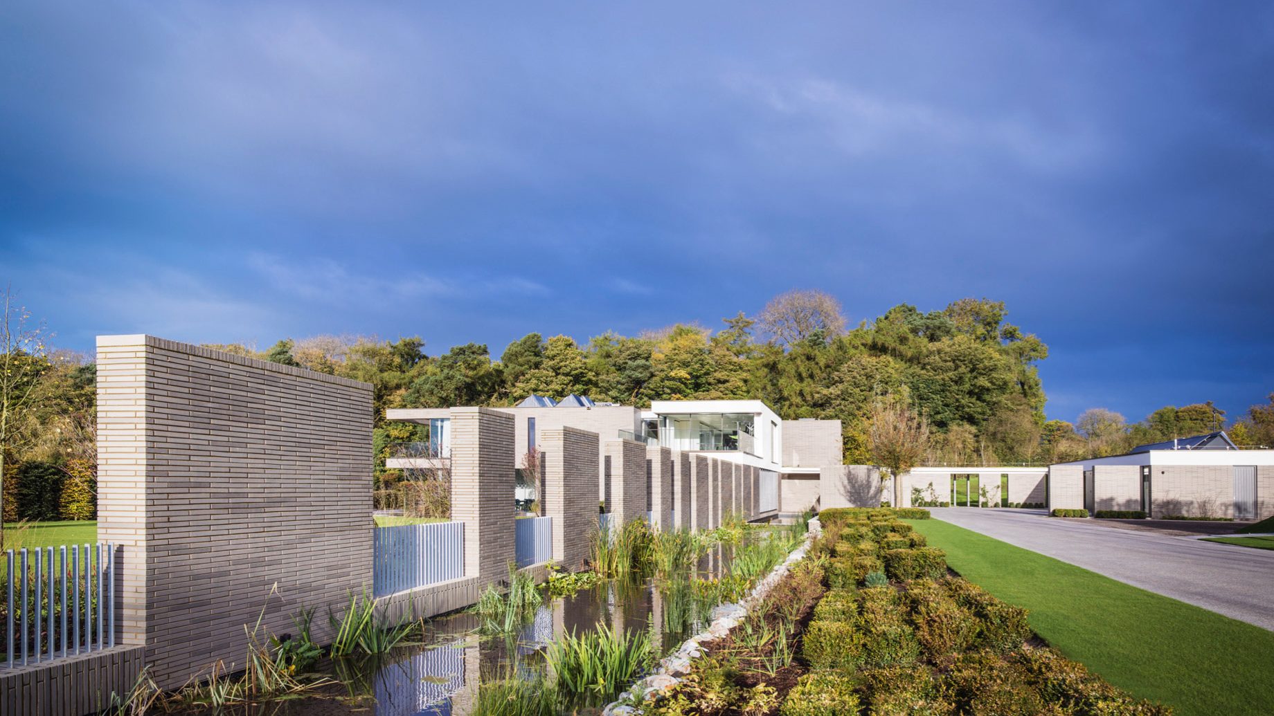 Shropshire Residence Modern Country House – Stoke-on-Trent, England, UK 🇬🇧