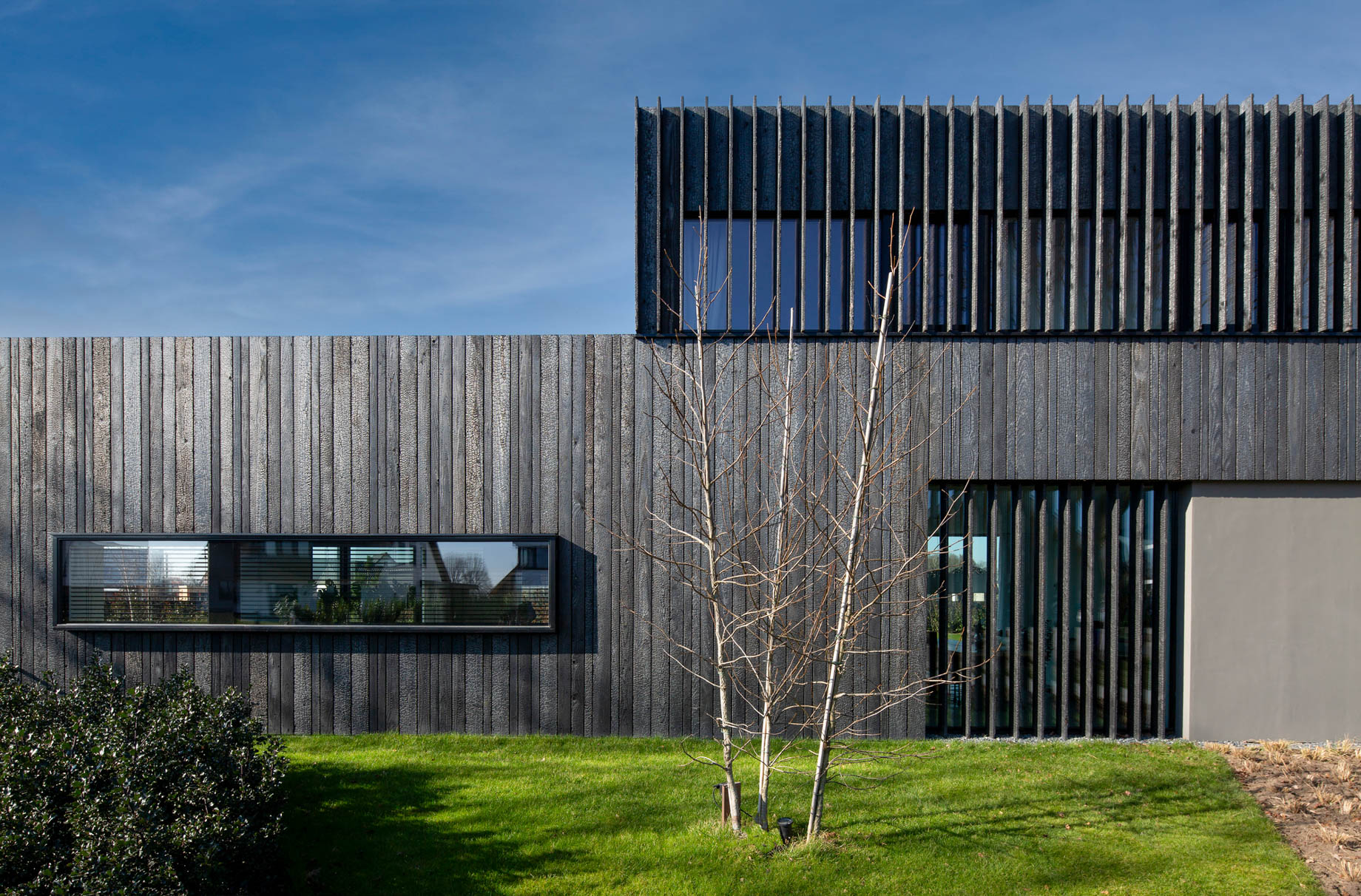 Silky Black House Villa – Berkel-Enschot, Netherlands – 9