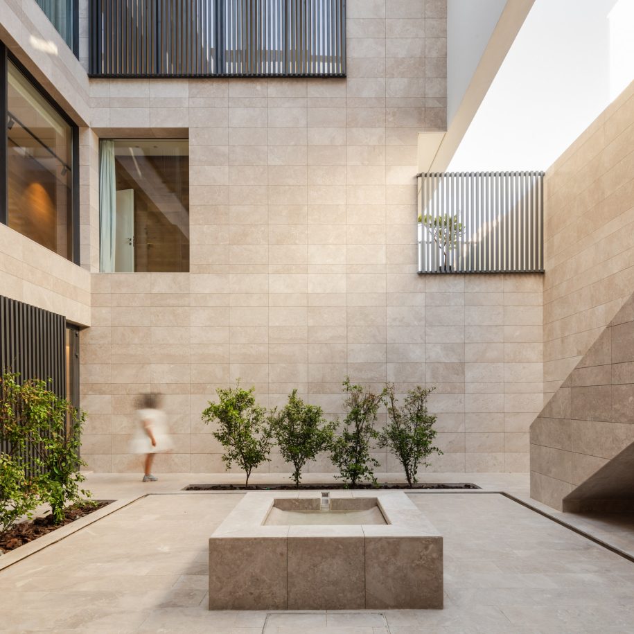 The House in Mishref - Mishref, Kuwait - 17