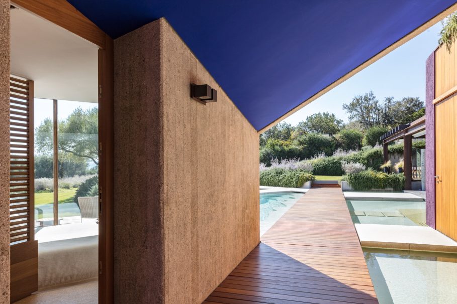 Three Brutalist Luxury Villas - Costa Smeralda, Portisco, Sardinia, Italy - 13