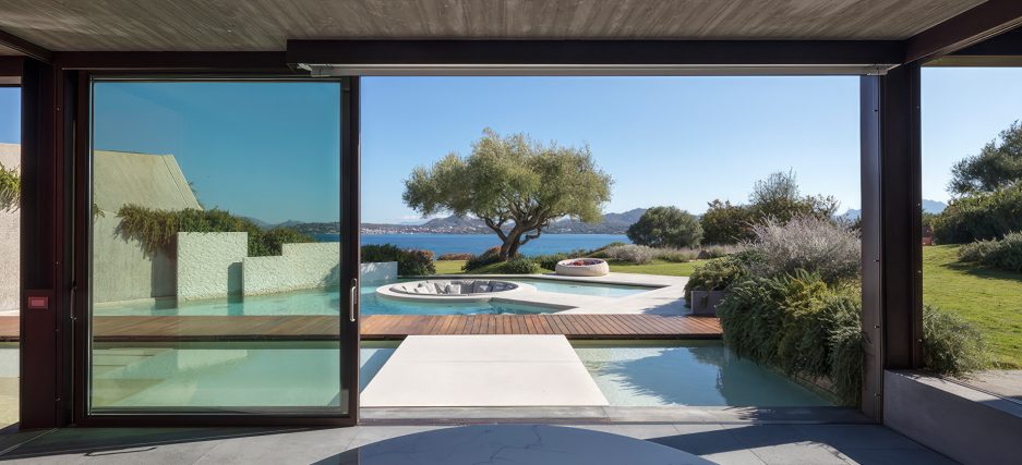 Three Brutalist Luxury Villas - Costa Smeralda, Portisco, Sardinia, Italy - 27