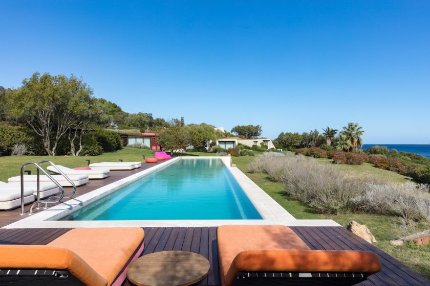 Three Brutalist Luxury Villas - Costa Smeralda, Portisco, Sardinia, Italy - 39