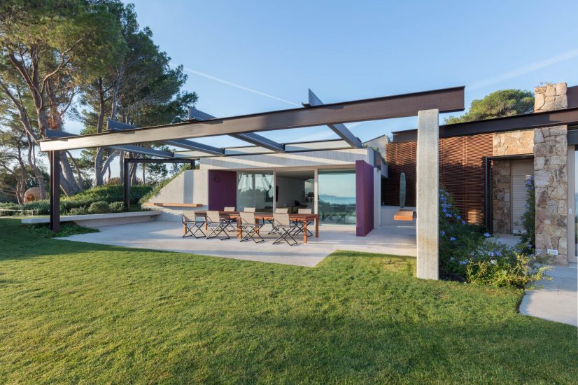 Three Brutalist Luxury Villas - Costa Smeralda, Portisco, Sardinia, Italy - 6