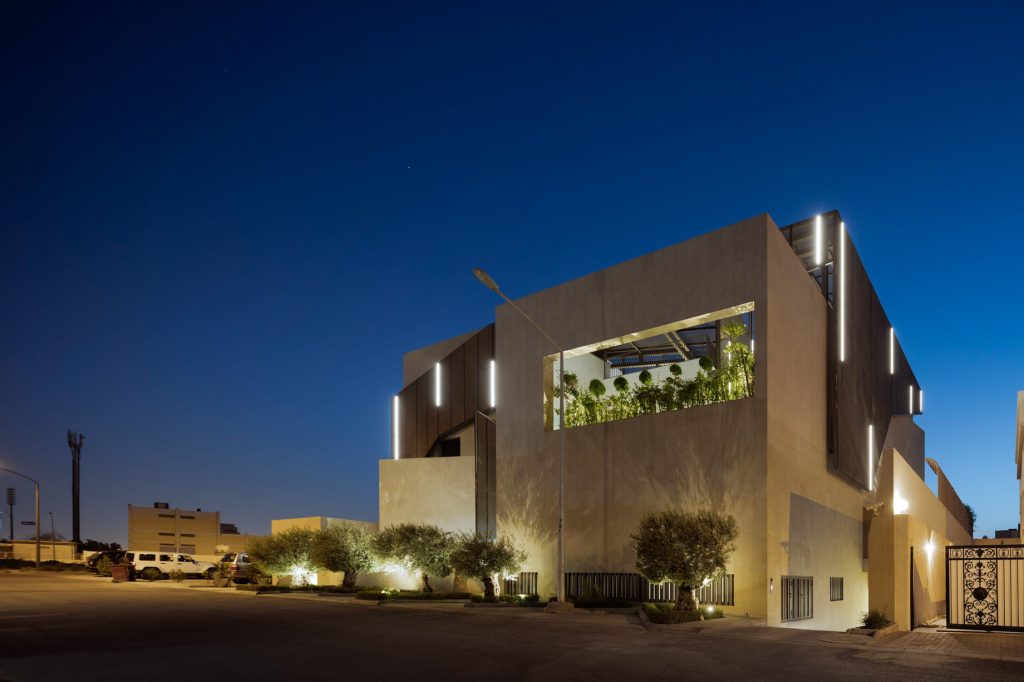 Three Gardens House Villa - Al Funaitees, Kuwait - 51