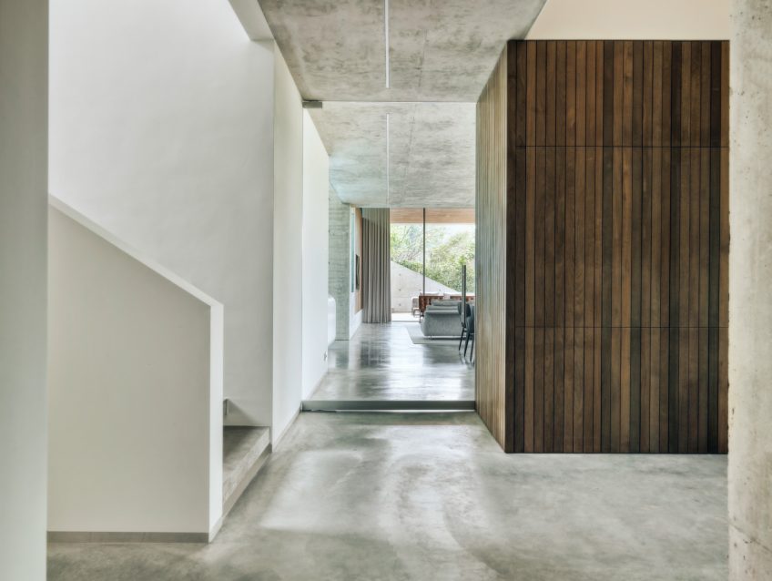 Villa 22 Aquarium-like Indoor Pool Residence - Meuse River, Netherlands - 15