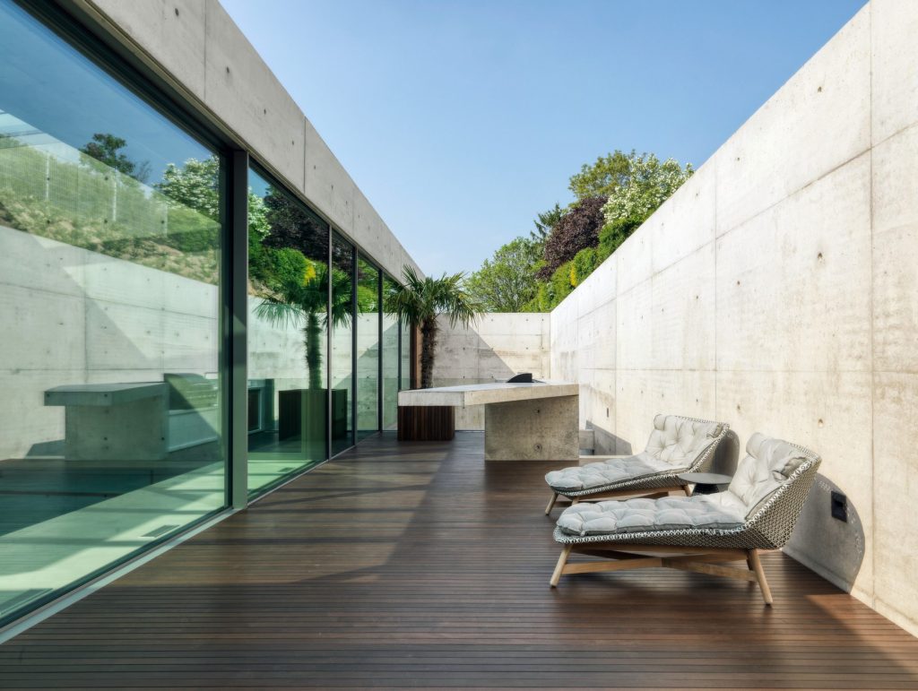 Villa 22 Aquarium-like Indoor Pool Residence - Meuse River, Netherlands - 18