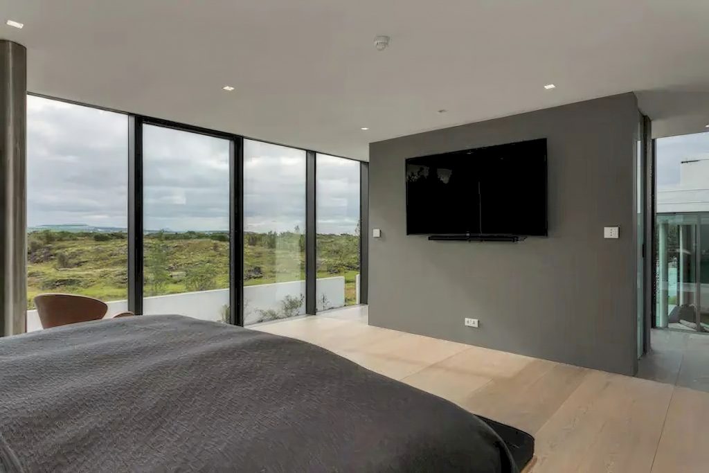 White Luxury Villa - Sunnuflöt 48, 210 Garðabær, Iceland - 20