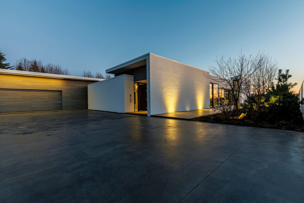 White Luxury Villa - Sunnuflöt 48, 210 Garðabær, Iceland - 31