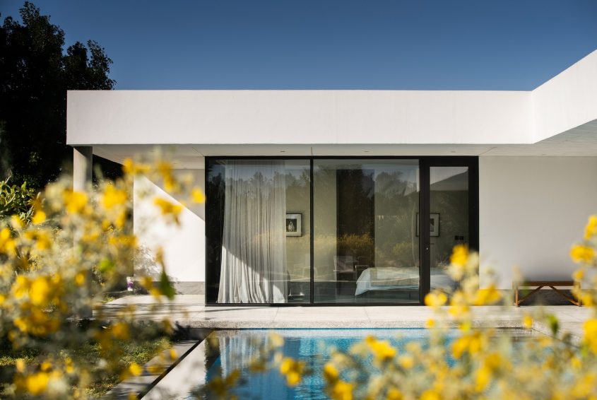 Zen Courtyard Villa - Al Wafrah, Kuwait - 23