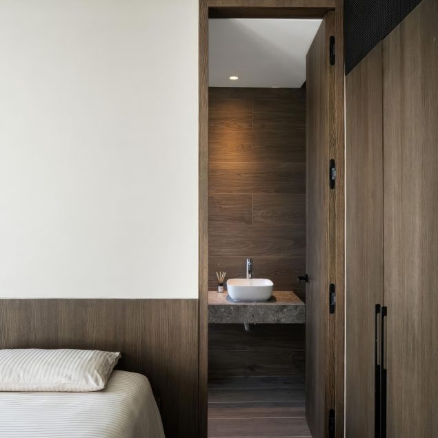 Zen Courtyard Villa - Al Wafrah, Kuwait - 26