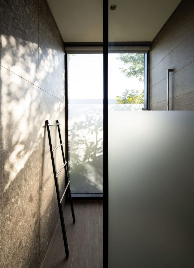 Zen Courtyard Villa - Al Wafrah, Kuwait - 28