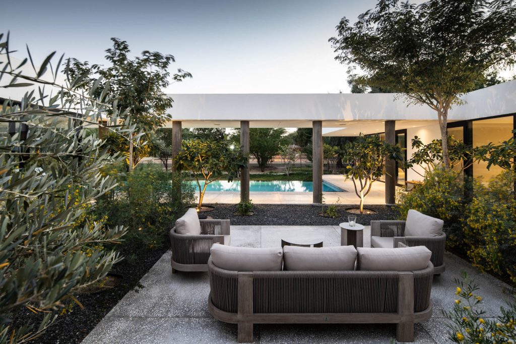 Zen Courtyard Villa - Al Wafrah, Kuwait - 8