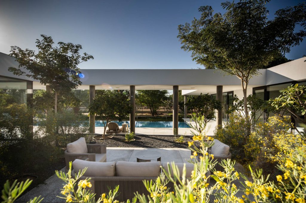 Zen Courtyard Villa - Al Wafrah, Kuwait - 9