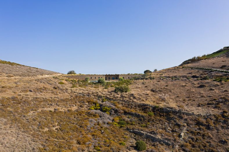 Aloni Vernacular Stone Wall House - Antiparos Island, Greece - 7