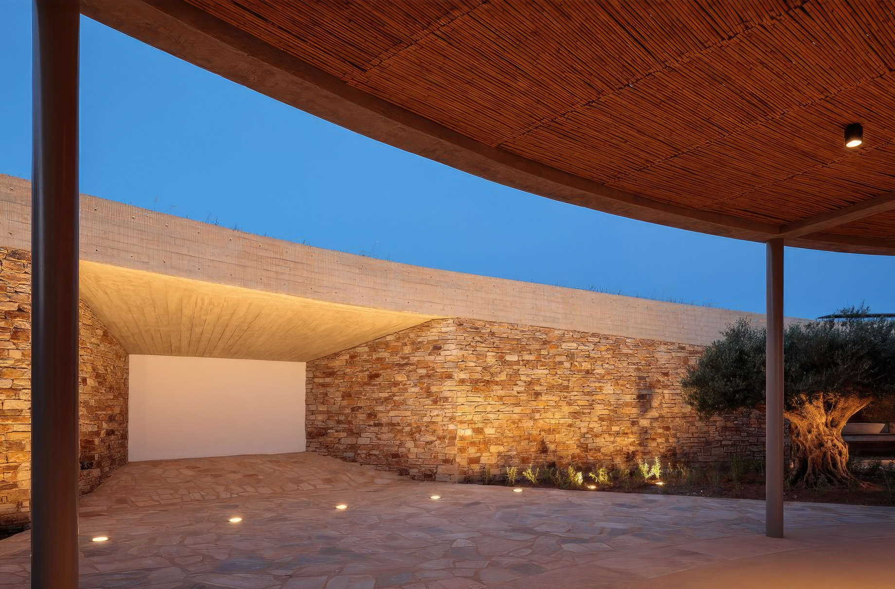 Cronus Circular Villa Lemon Tree House – Antiparos Island, Greece – 46