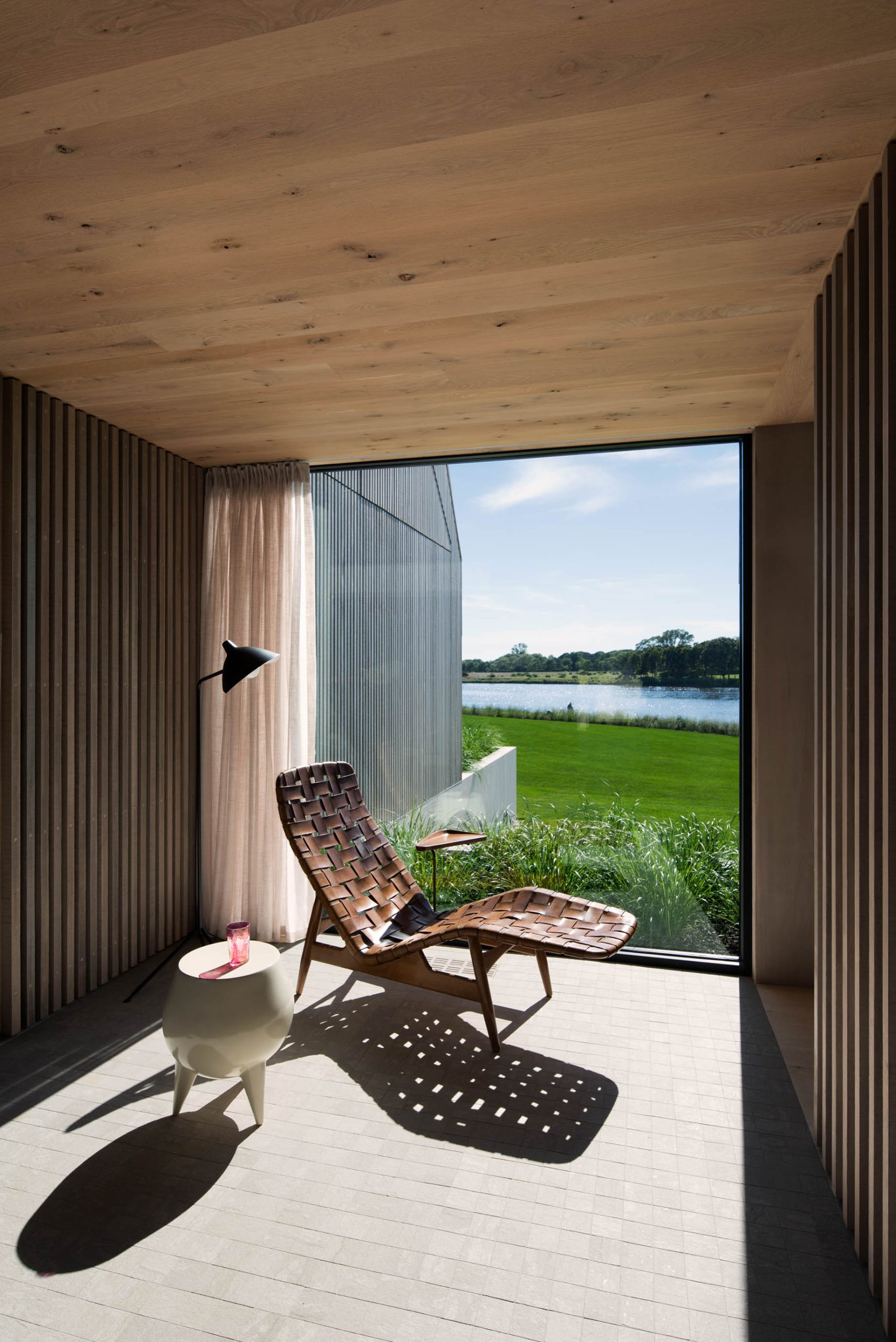 Georgica Cove Farmhouse Residence – La Forest Ln, East Hampton, NY, USA – 9