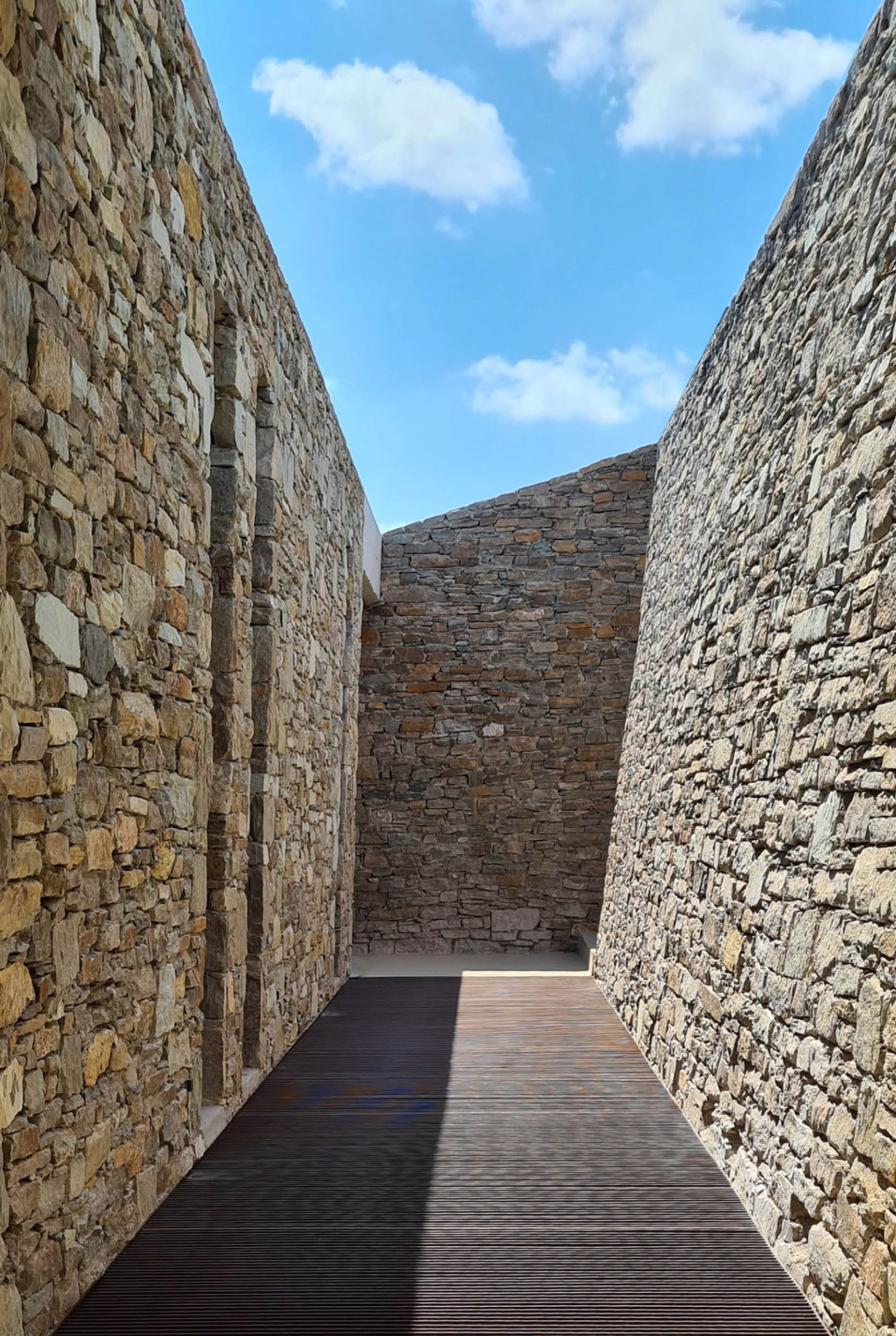 NCaved House Embedded Cliffside Villa – Serifos Island, Greece – 33