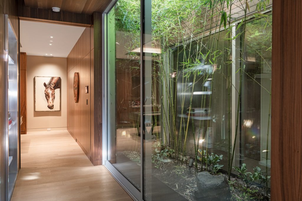 Pacific Spirit Art Estate Residence - Newton Wynd, Vancouver, BC, Canada - 33