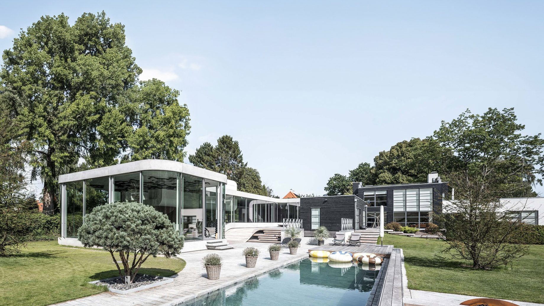 Villa Kirk Futuristic Glass Organic Exhibition Hall – Denmark 🇩🇰