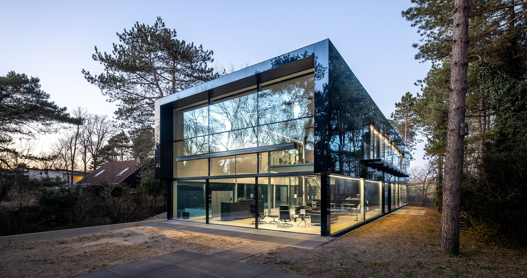 Villa Meijendel Glass House Residence – Wassenaar, Netherlands – 18