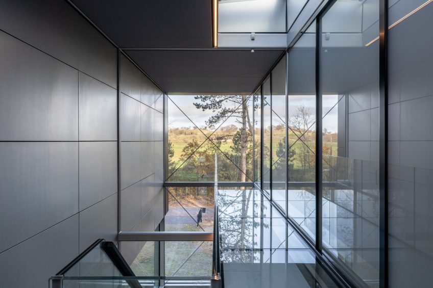 Villa Meijendel Glass House Residence - Wassenaar, Netherlands - 9