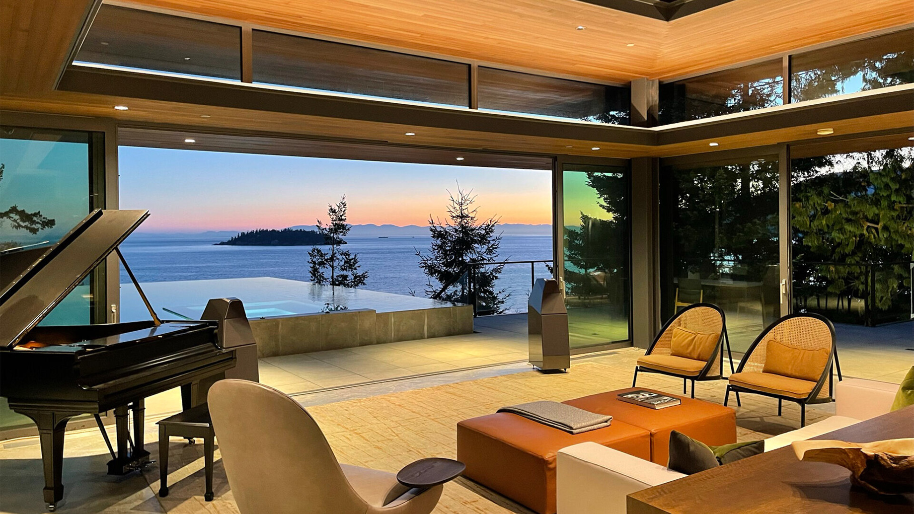 Waterfront Pavilion Residence – Eastmont Dr, West Vancouver, BC, Canada – 21