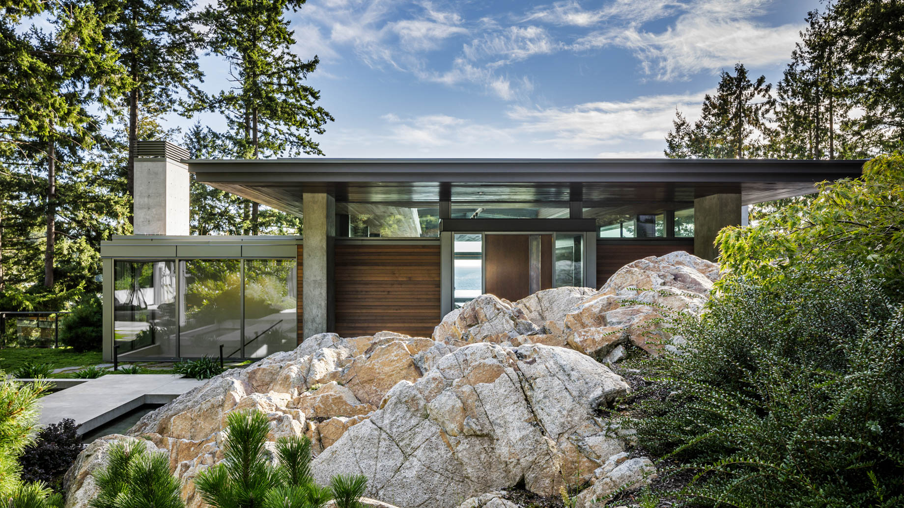 Waterfront Pavilion Residence – Eastmont Dr, West Vancouver, BC, Canada – 3