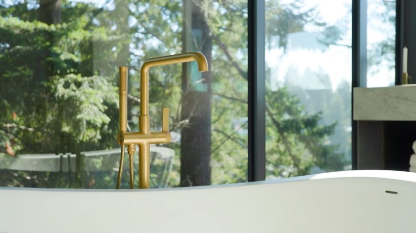 Waterfront Pavilion Residence - Eastmont Dr, West Vancouver, BC, Canada - 50
