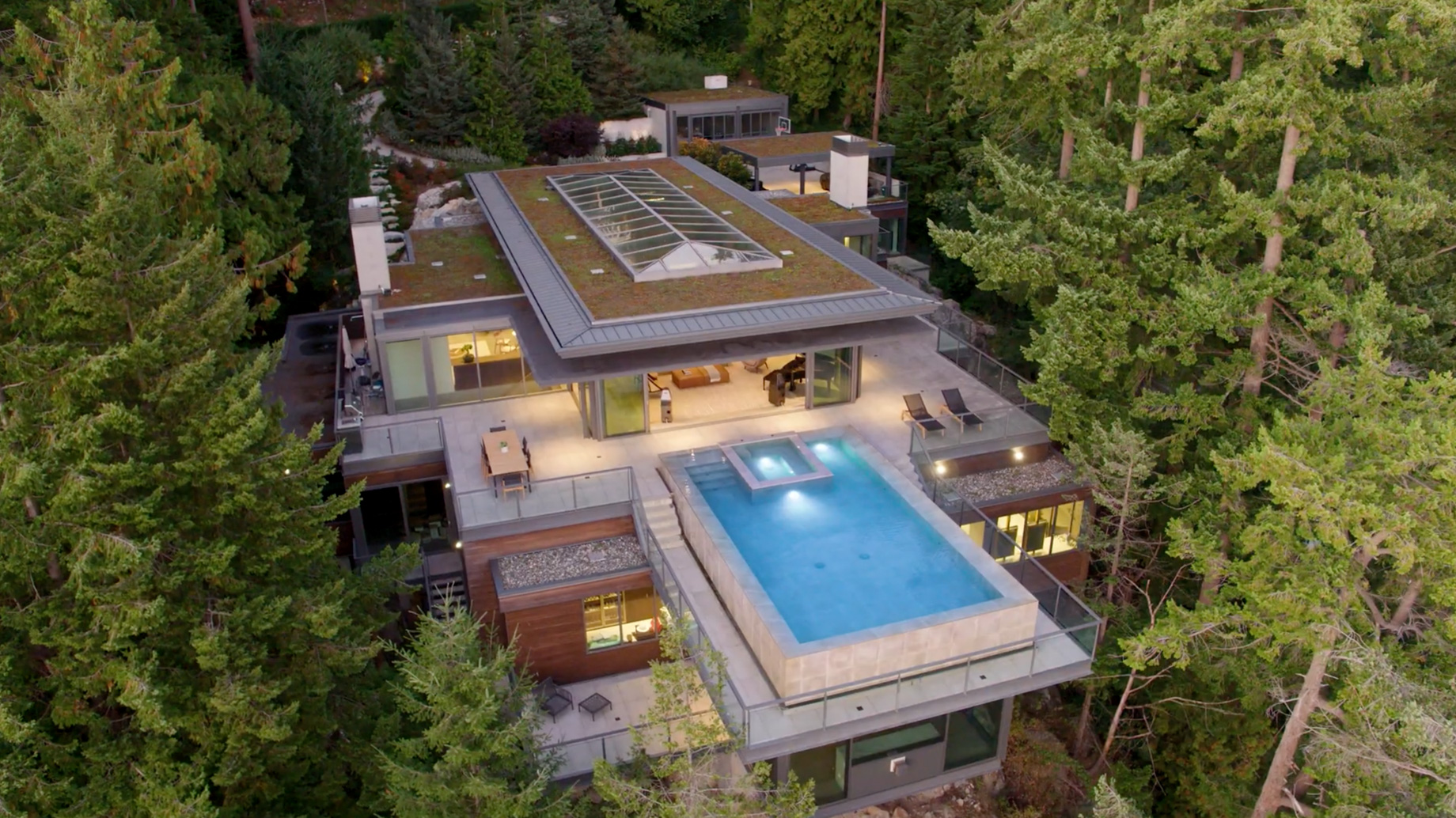 Waterfront Pavilion Residence – Eastmont Dr, West Vancouver, BC, Canada – 54