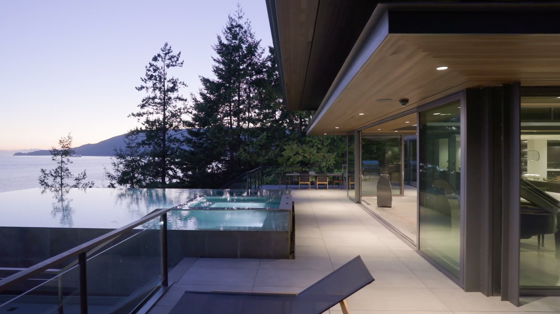 Waterfront Pavilion Residence – Eastmont Dr, West Vancouver, BC, Canada – 66