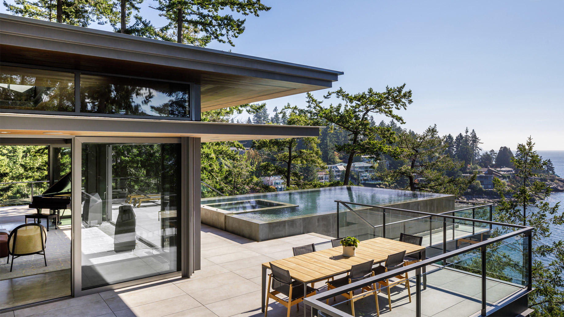 Waterfront Pavilion Residence – Eastmont Dr, West Vancouver, BC, Canada – 8