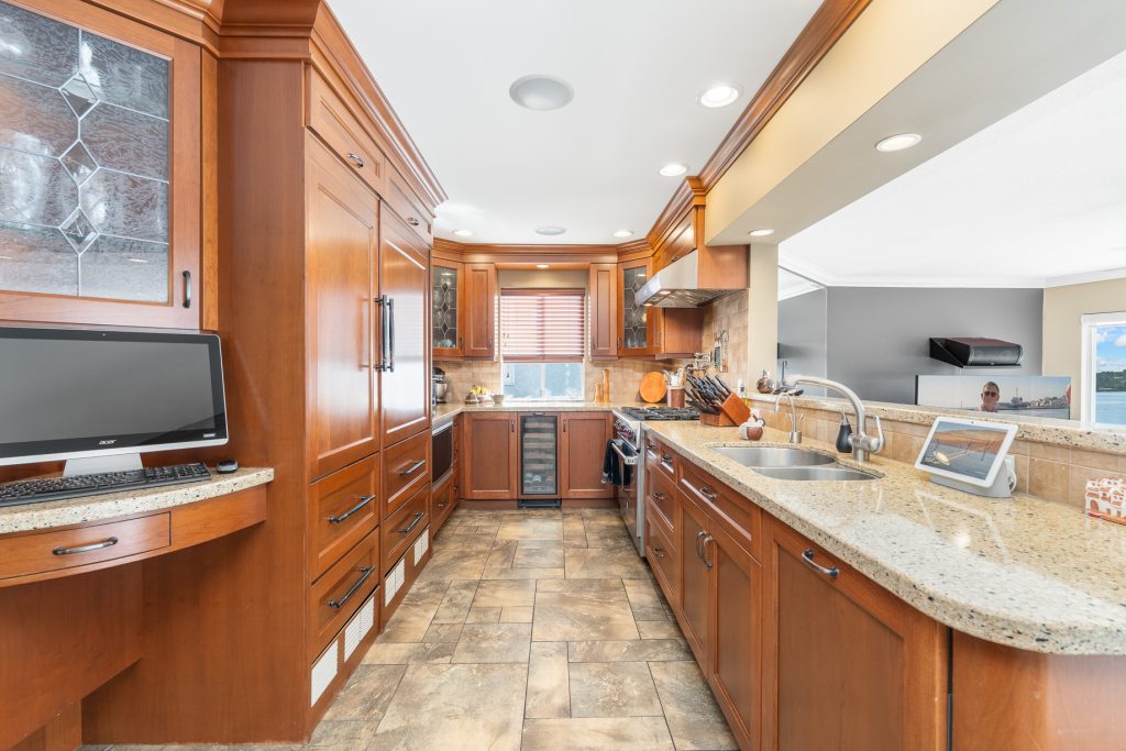 4705 Belcarra Bay Rd, Belcarra, BC, Canada - Luxury Waterfront Real Estate - 14