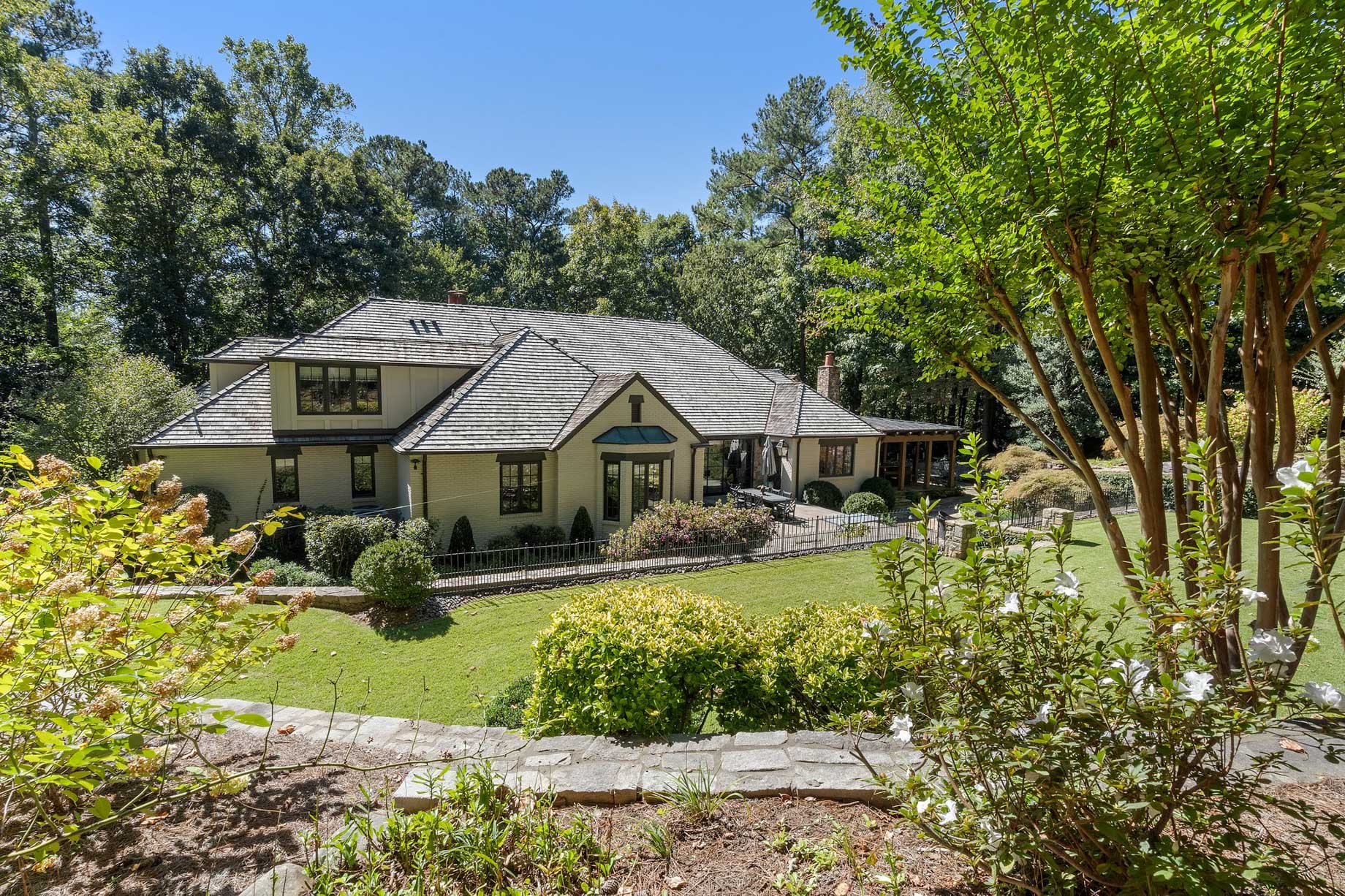 5595 Cross Gate Dr, Sandy Springs, GA, USA – Luxury Real Estate – 94